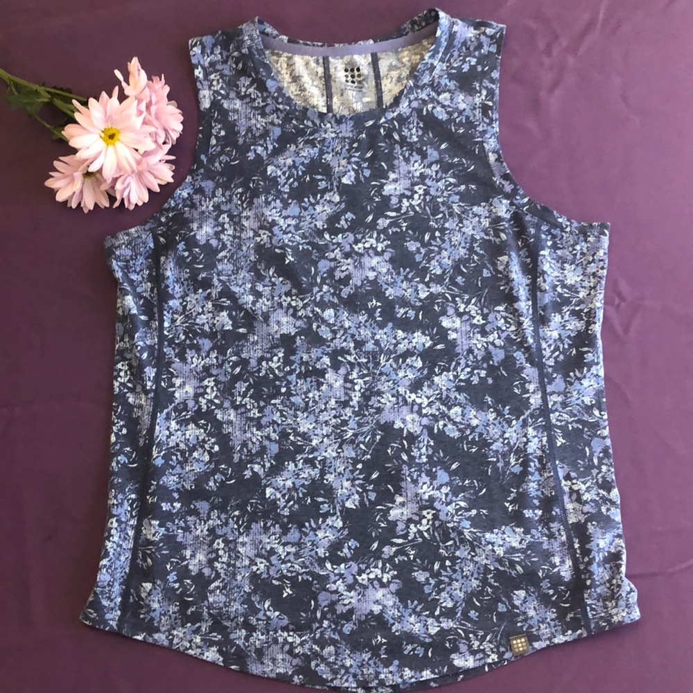 Title Nine Floral Tank L